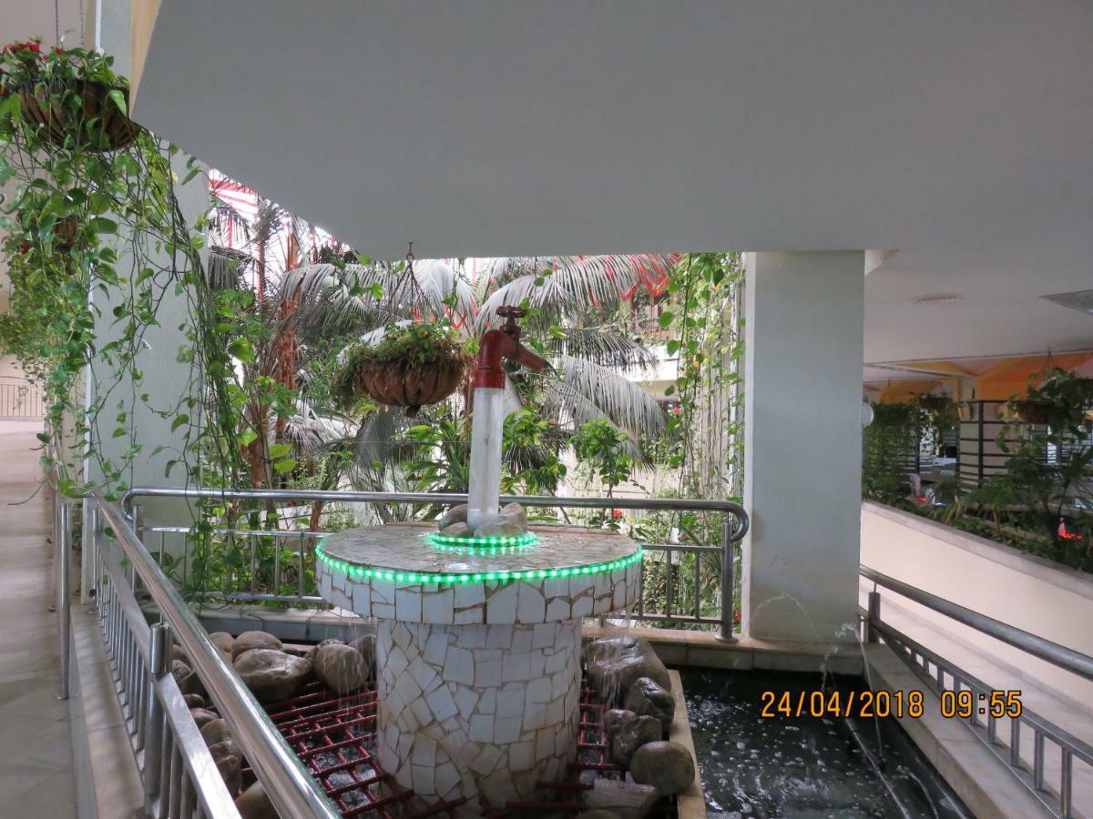 Benal Beach Apartment 贝纳尔马德纳 外观 照片